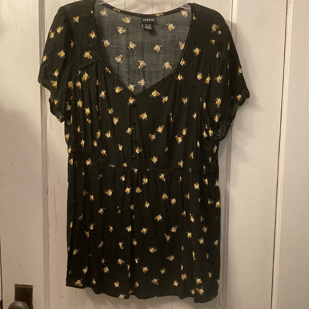 Torrid top